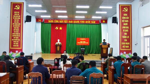 UBND xã Đặng Thùy Trâm tổ chức Hội nghị Tổng kết công tác quân sự, quốc phòng địa phương năm 2025 và triển khai nhiệm vụ năm 2026
